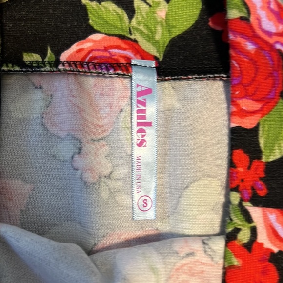 Azules Women’s Black and Red Floral Skirt - Picture 3 of 3